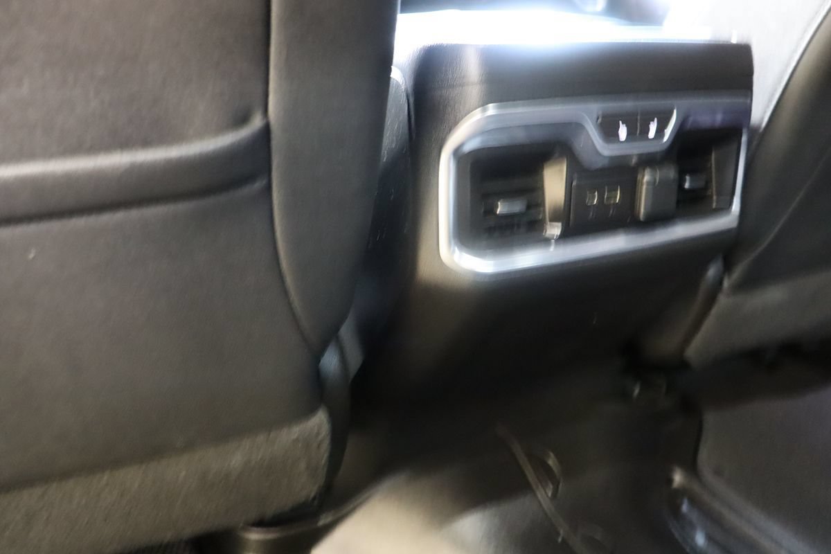 Used 2023 GMC Sierra 2500 AT4 w/ AT4 Premium Plus Package AWD/4WD image 75