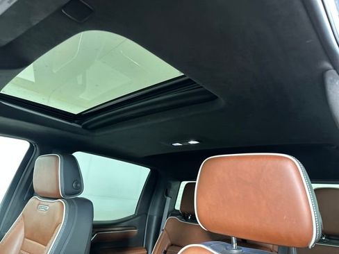 Used 2023 GMC Sierra 1500 Denali Ultimate image 12