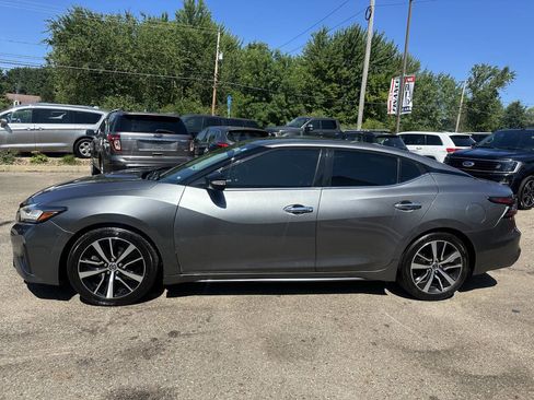 Used 2020 Nissan Maxima 3.5 SV w/ Floor Mat Group image 3