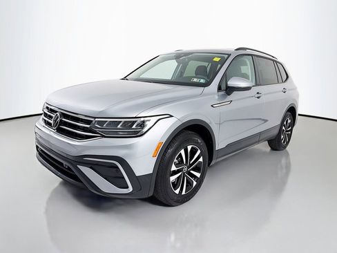 Used 2024 Volkswagen Tiguan S AWD/4WD image 3