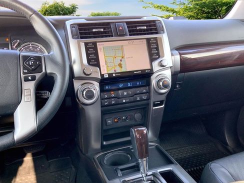 Used 2021 Toyota 4Runner Limited image 9