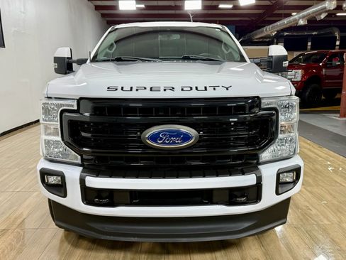Used 2020 Ford F250 Lariat w/ Lariat Value Package AWD/4WD image 2