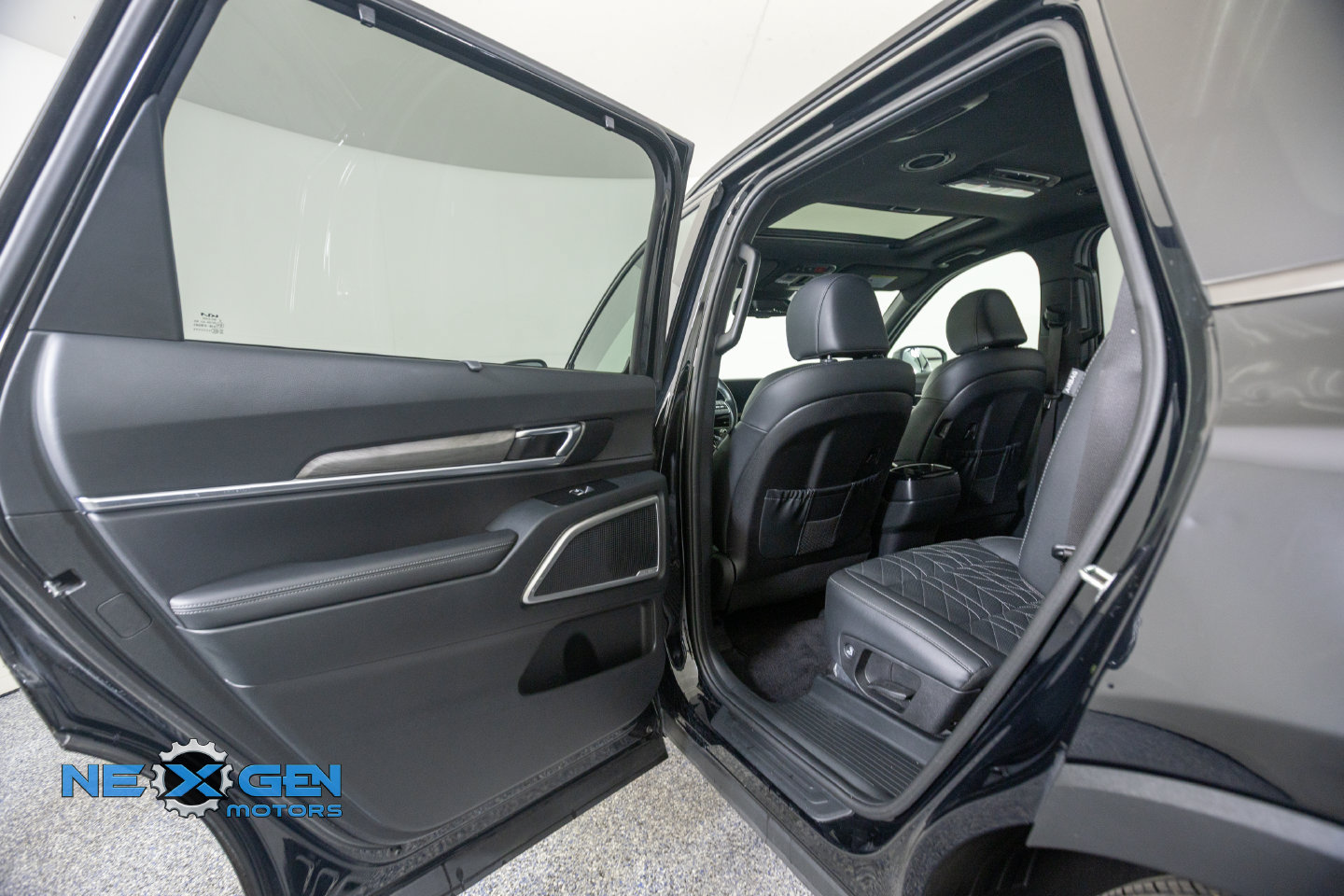 Used 2024 Kia Telluride EX X-Line AWD/4WD image 26