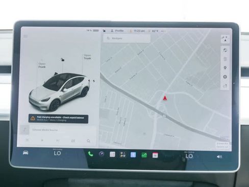 Used 2021 Tesla Model Y Long Range AWD/4WD image 13