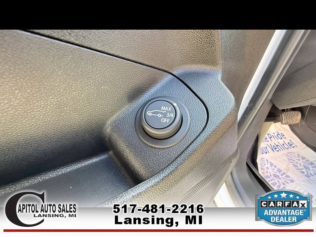 Used 2021 GMC Terrain SLT w/ Infotainment Package II AWD/4WD image 16