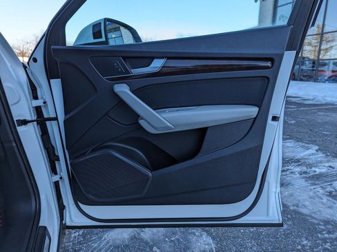 Used 2018 Audi Q5 2.0T Premium Plus w/ Premium Plus Package image 33