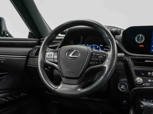 Used 2024 Lexus ES 350 w/ Premium Package FWD image 15