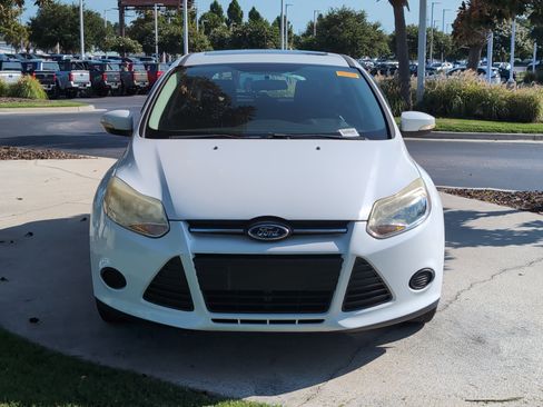 Used 2014 Ford Focus SE FWD image 3