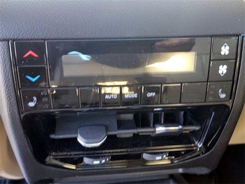 Used 2021 Jeep Grand Cherokee L Limited w/ Trailer Tow Group (B) image 29