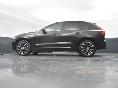 Used 2024 Volvo XC60 B5 Plus image 54