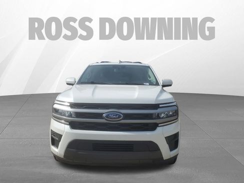 Used 2022 Ford Expedition XLT image 2