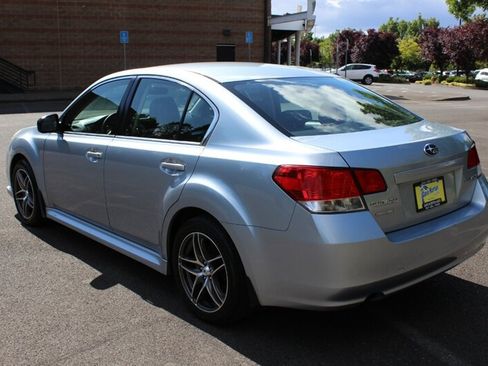 Used 2013 Subaru Legacy 2.5i AWD/4WD image 3