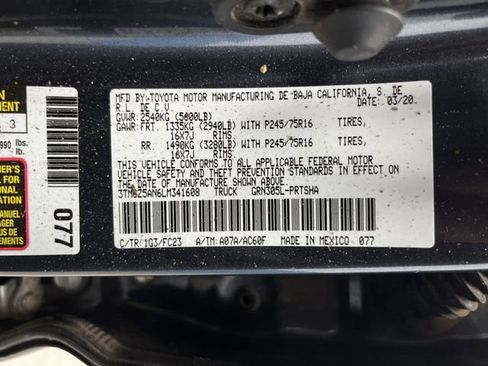 Used 2020 Toyota Tacoma SR5 image 38