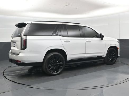 Used 2021 Cadillac Escalade Sport w/ LPO, Illumination Package AWD/4WD image 33