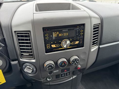 Used 2012 Nissan Titan S image 31