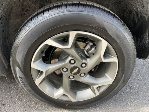 Used 2025 Chevrolet Trax LT image 29