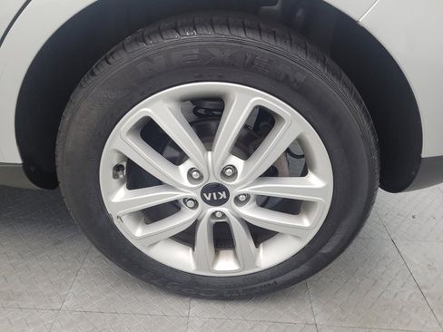 Used 2019 Kia Soul + image 31