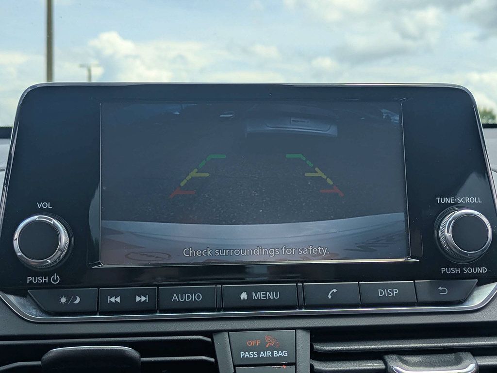 Used 2022 Nissan Altima 2.5 S FWD image 19