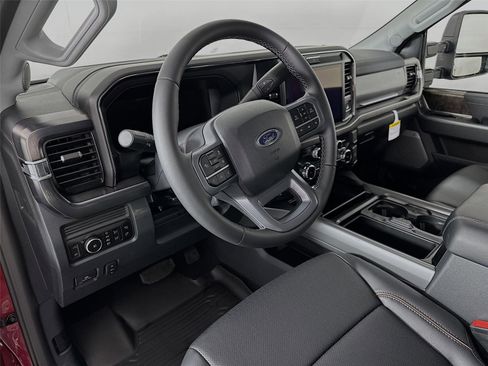 New 2026 Ford F250 Lariat w/ Black Appearance Package image 9