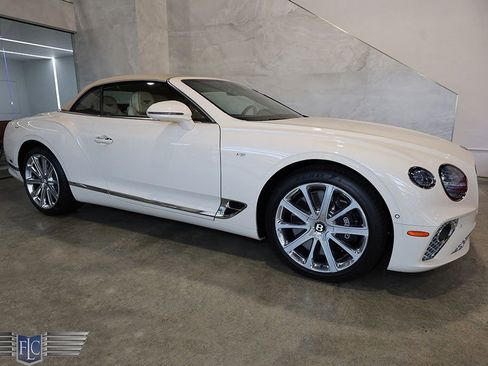 Used 2022 Bentley Continental GT AWD/4WD image 52