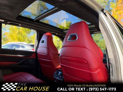 Used 2016 BMW X5 M image 22