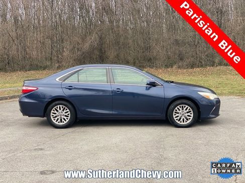 Used 2016 Toyota Camry LE image 8