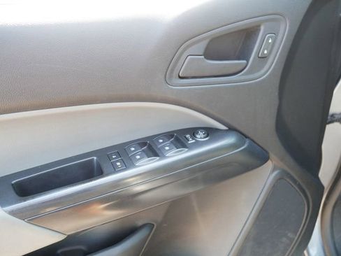 Used 2018 Chevrolet Colorado W/T w/ WT Convenience Package AWD/4WD image 16