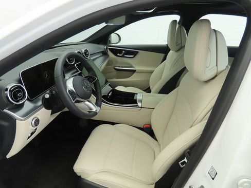 Certified 2025 Mercedes-Benz C 300 4MATIC Sedan image 19