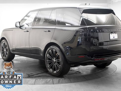Used 2023 Land Rover Range Rover SE AWD/4WD image 5