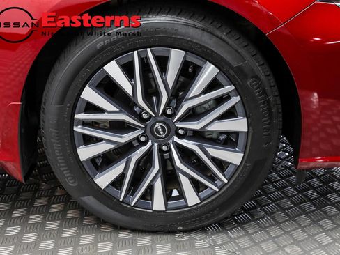 Used 2023 Nissan Altima 2.5 SV w/ SV Premium Package image 35