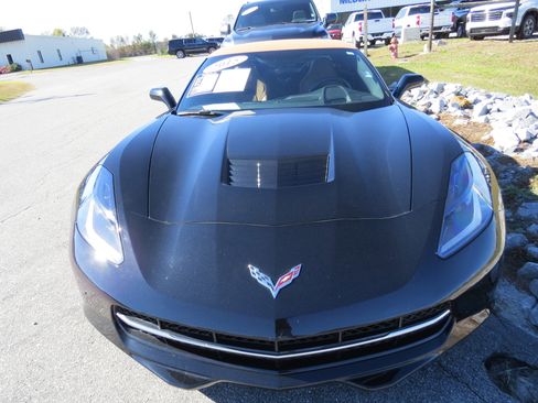 Used 2015 Chevrolet Corvette Stingray Convertible w/ 2LT Preferred Equipment Group image 8