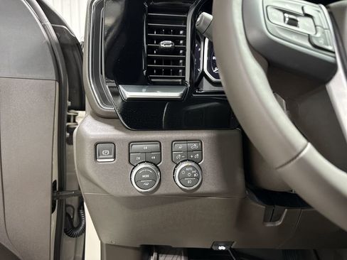 New 2026 GMC Sierra 2500 SLE w/ SLE Value Package; AWD/4WD image 18