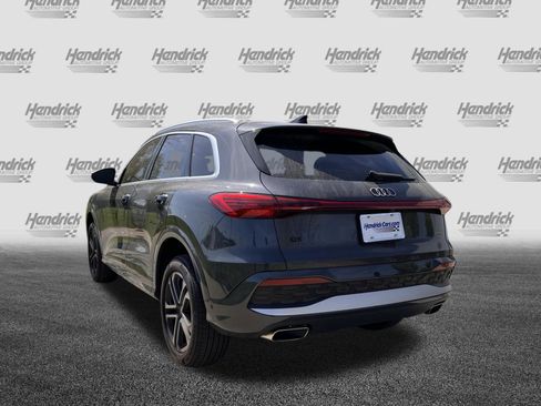 Used 2025 Audi Q5 Premium image 8