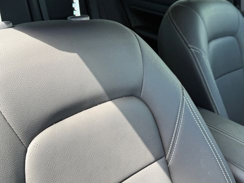 New 2025 Nissan Altima 2.5 SL image 17