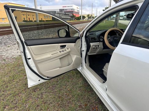 Used 2014 Subaru Impreza 2.0i Sport Limited w/ Popular Package #1 AWD/4WD image 13