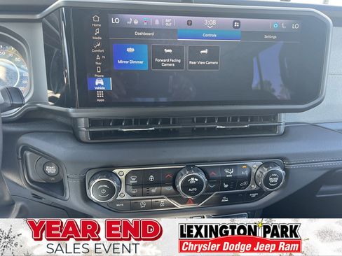 Used 2024 Jeep Wrangler Sahara w/ Technology Group image 23