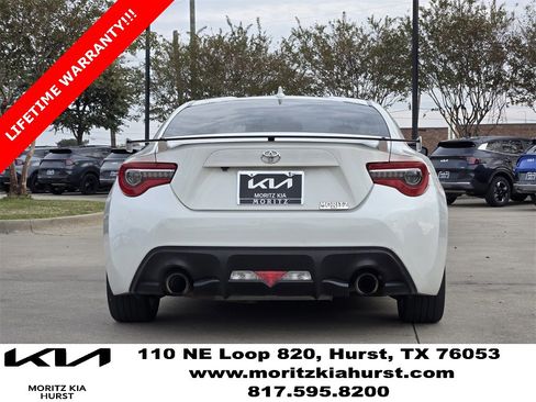 Used 2020 Toyota 86 image 13