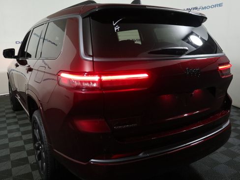 New 2026 Jeep Grand Cherokee L Limited AWD/4WD image 9