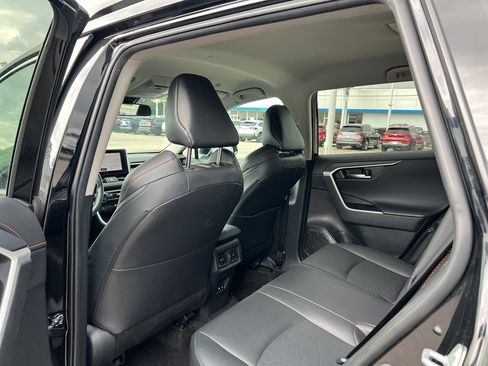 Used 2024 Toyota RAV4 Adventure AWD/4WD image 10
