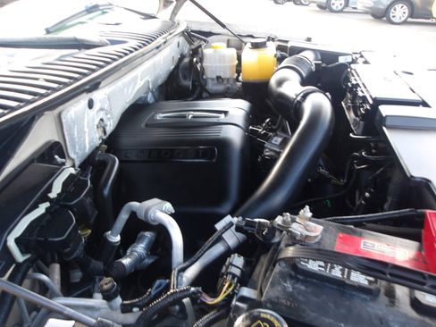 Used 2017 Lincoln Navigator Select image 27