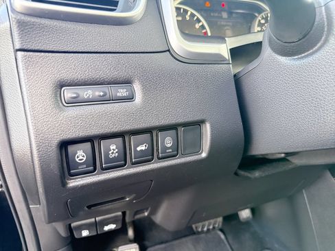 Used 2024 Nissan Murano SL AWD/4WD image 17