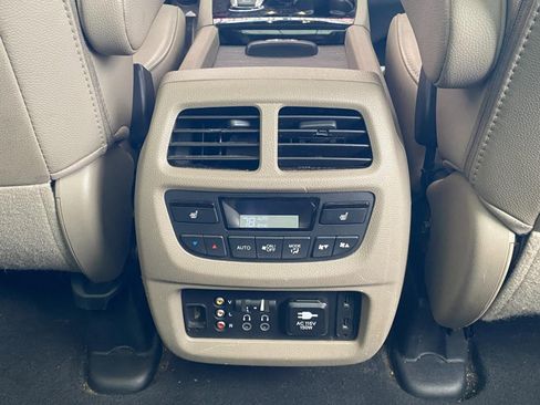Used 2017 Honda Pilot Elite image 16