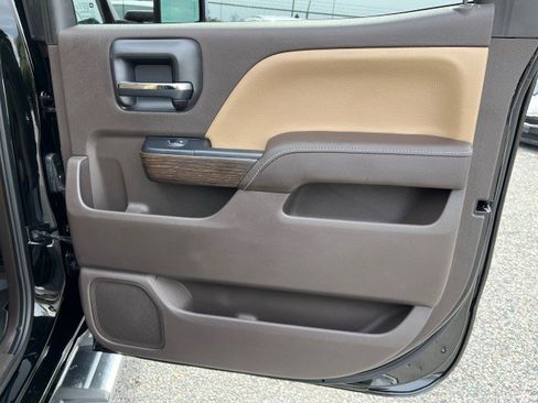 Used 2018 GMC Sierra 2500 Denali w/ Duramax Plus Package image 24