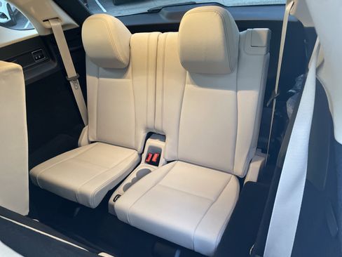 Certified 2025 Mercedes-Benz GLE 350 4MATIC image 40