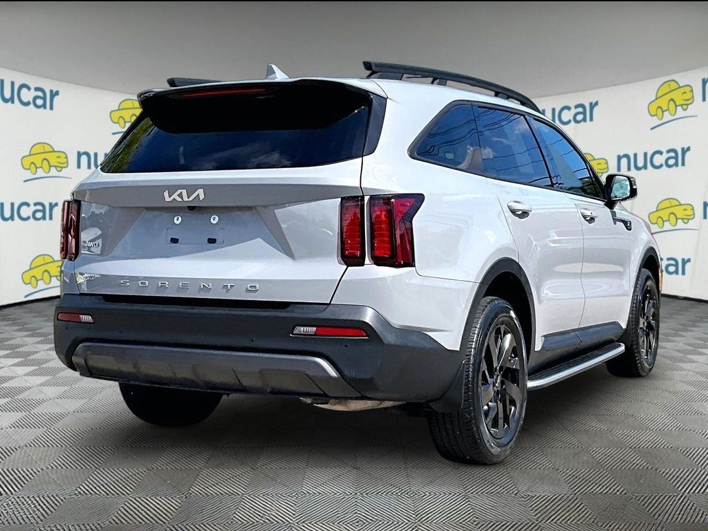 Used 2022 Kia Sorento S AWD/4WD image 6