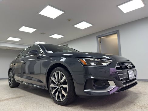 Used 2022 Audi A4 2.0T Prestige w/ Prestige Package image 4