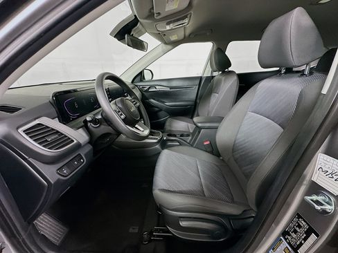 Used 2026 Kia Seltos LX AWD/4WD image 13