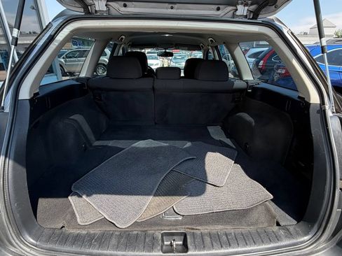 Used 2009 Subaru Outback 2.5i Special Edition AWD/4WD image 11