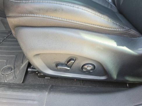 Used 2021 Jeep Compass Latitude w/ Driver Assistance Group FWD image 16