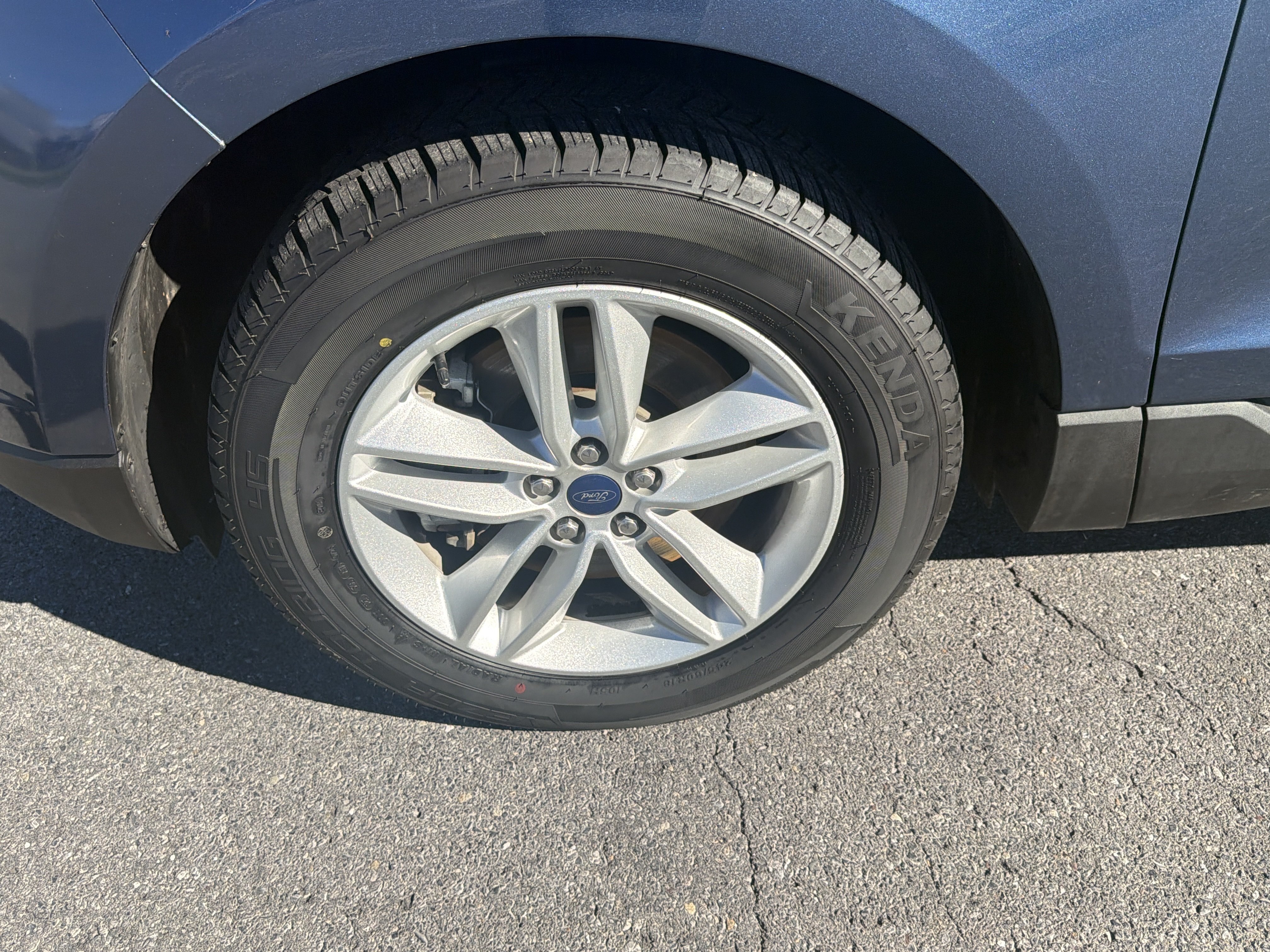 Used 2018 Ford Edge SEL w/ Equipment Group 201A AWD/4WD image 14